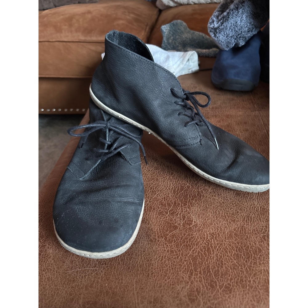 Groundies Urban Barefootwear Boots Womens 10 Black  Leather Chukkas